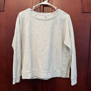 Lou & Grey Light Gray Silver Side Slit Crewneck Long Sleeve Sweatshirt size M